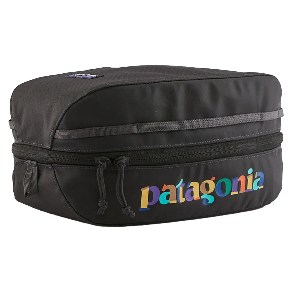 PATAGONIA Black Hole Cube 6L /unity text ink black