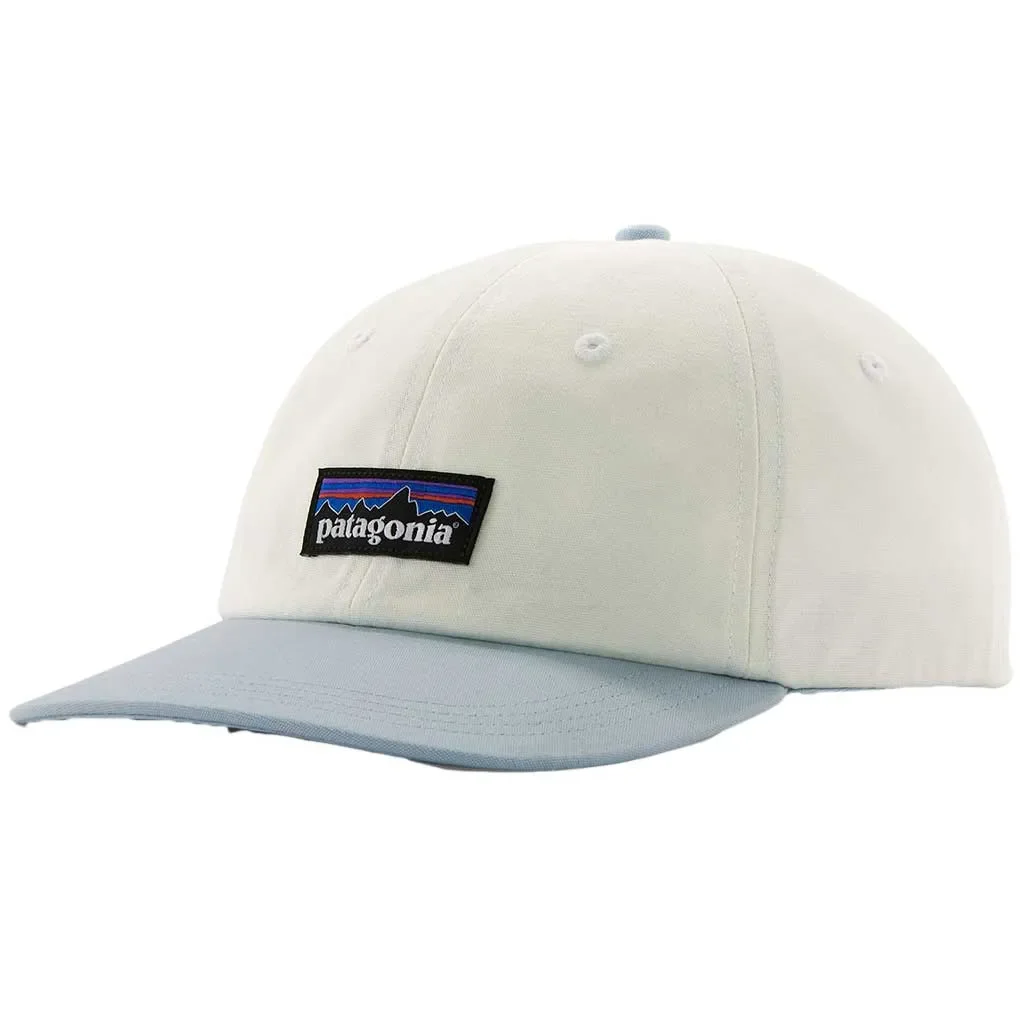PATAGONIA P-6 Label Trad Cap /birch white w fleck blue
